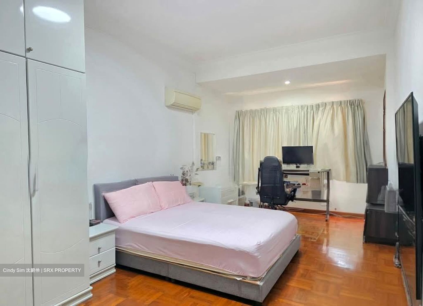 JANSEN ROAD (D19), Terrace #564567901